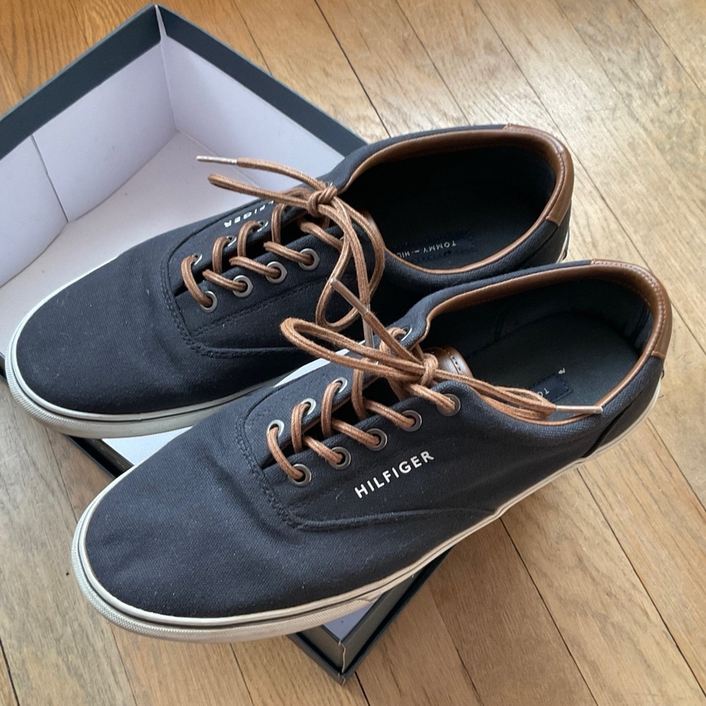 Tommy Hilfiger Risher Men's Blue and Brown Sneakers
